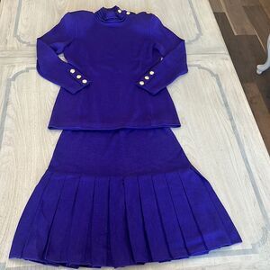 St. John by Marie Gray Size 8 Suit Skirt Set